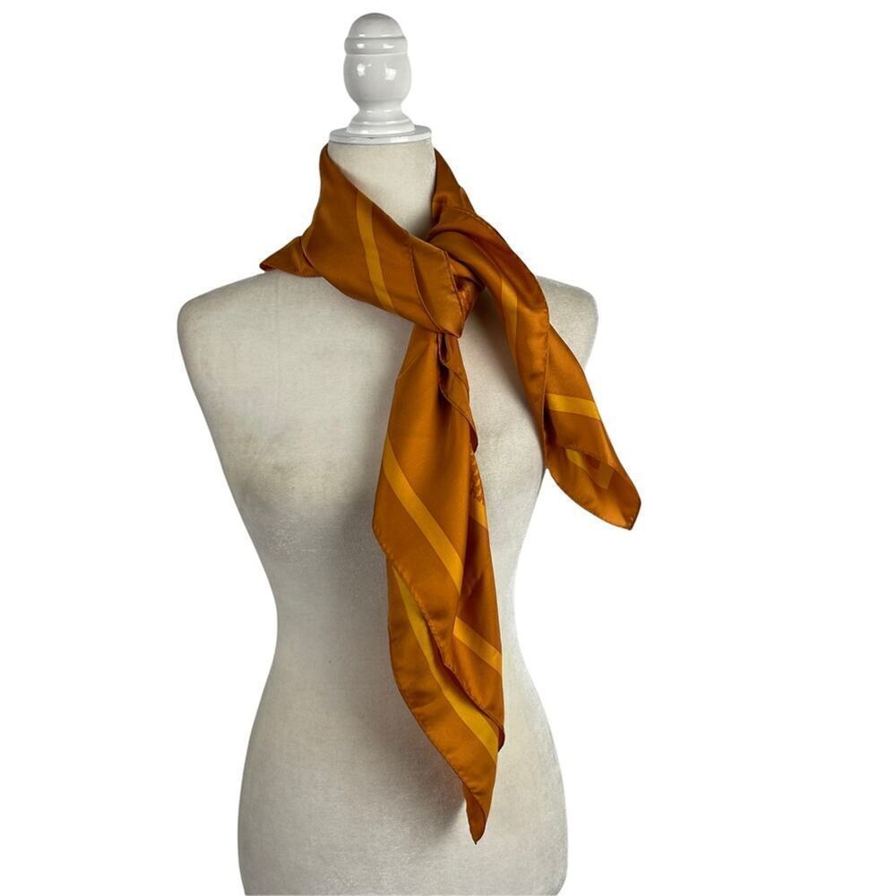Vineyard Vines Silk Square Umbrella Print Yellow Scarf 35x35